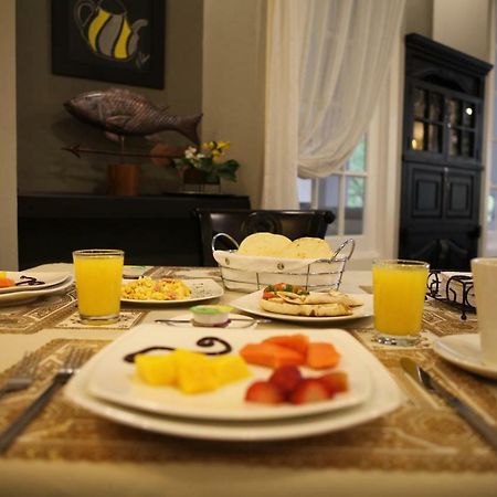 Victoria'S Park Hotel Armenia  Εξωτερικό φωτογραφία