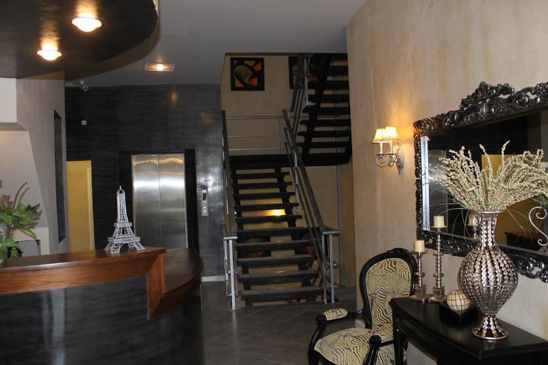 Victoria'S Park Hotel Armenia  Εξωτερικό φωτογραφία