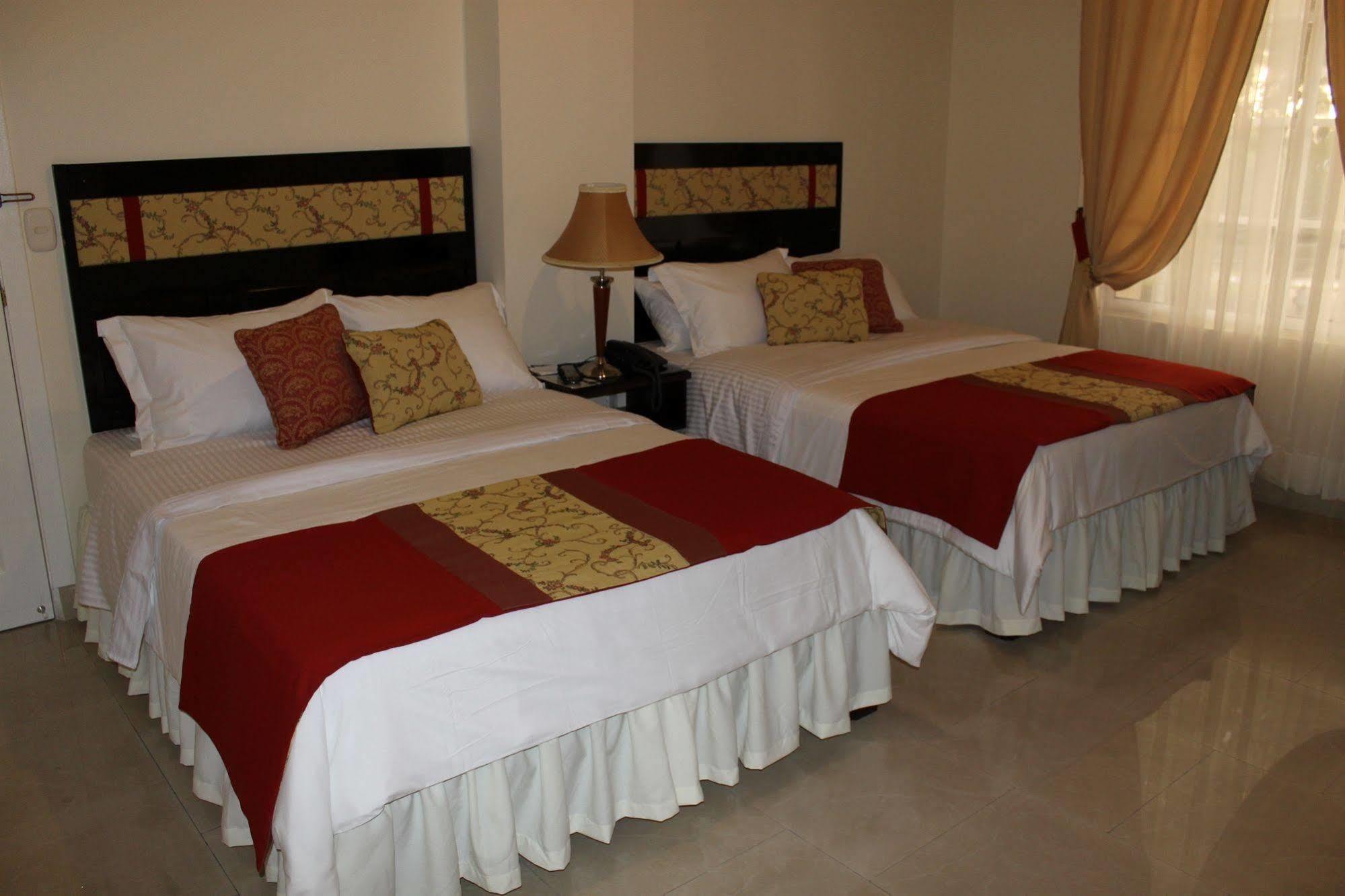 Victoria'S Park Hotel Armenia  Εξωτερικό φωτογραφία