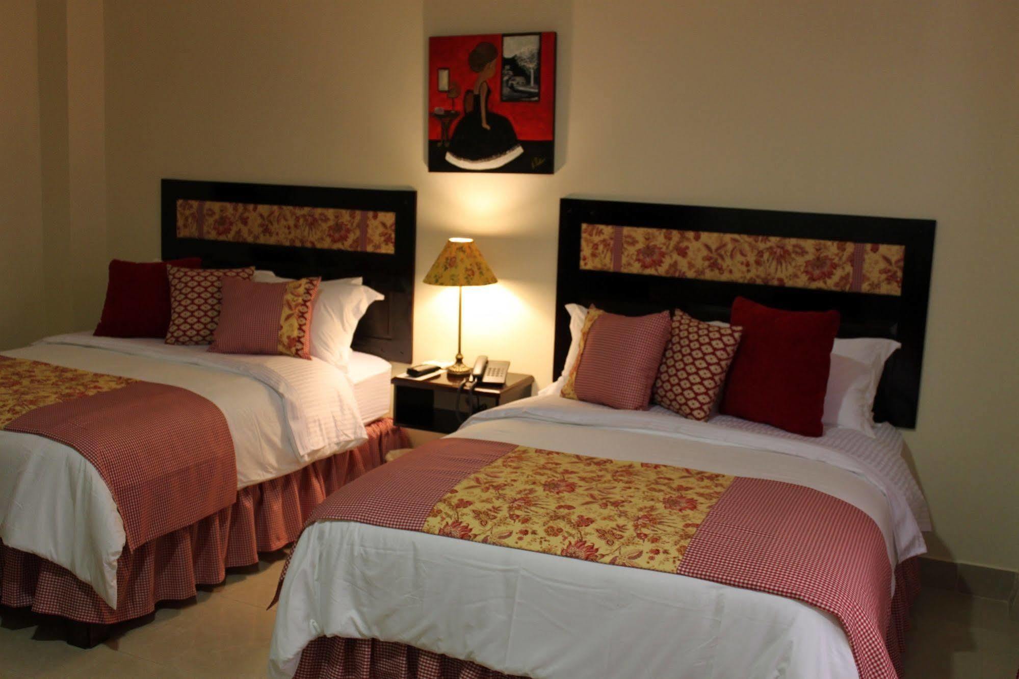 Victoria'S Park Hotel Armenia  Εξωτερικό φωτογραφία