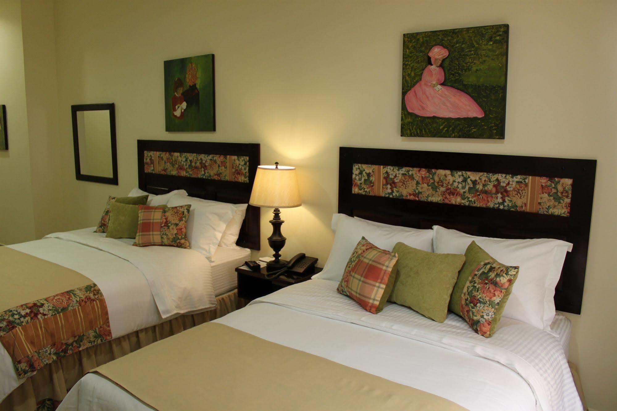Victoria'S Park Hotel Armenia  Εξωτερικό φωτογραφία